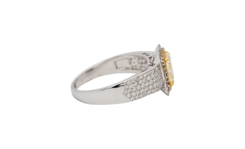 2.06ct Natural Yellow/White Diamond Halo Solitaire Ring -18ct White Gold 4.5g