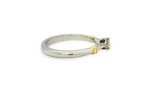 0.10ct Natural Diamond Solitaire Ring - Platinum & 18ct Gold 4.61g