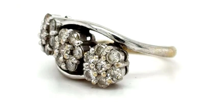 0.75ct Diamond & 18ct White Gold Trilogy Cluster Ring 5.9g