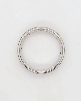 0.16ct Scattered Diamond & 18ct White Gold Wedding Band 4.7g