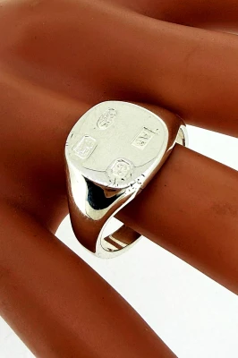 Sterling Silver Lined Cross Pendant 4.4g ( 39 x 19 x 2.7mm )