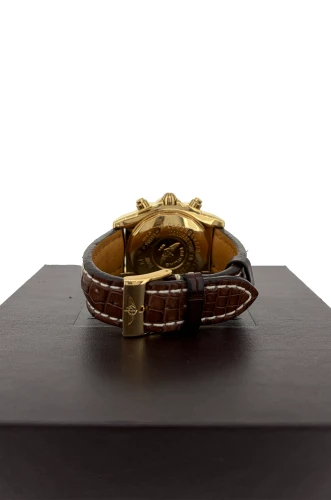 Breitling 44mm Chronomat Evolution - 18ct Gold & Alligator Leather ( Circa 2010) Model: K13356