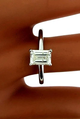 0.95ct Diamond & Platinum Solitaire Ring 2.48g