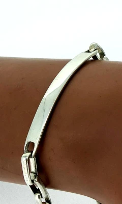 Solid Sterling Silver 5.2mm Identity Bracelet 16.8g ( Upto 9 Inch)