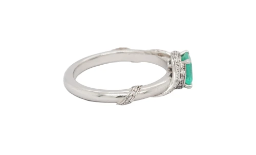0.57ct Emerald & 0.20ct Diamond Solitaire Ring-Platinum 5.50g