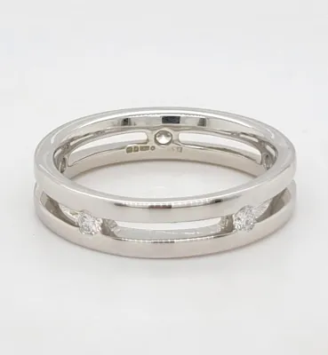 0.40ct Diamond & Platinum Bespoke Band 9.0g