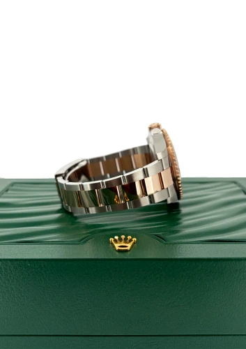 Rolex 40mm GMT Master 2 "Rootbeer" 18ct Rose Gold/Stainless Steel 2022 Box & Papers Model: 126711CHNR