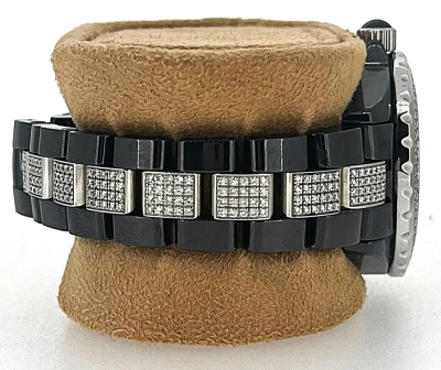 Chanel J12 ( Year 2010) 34.5mm Diamond & Ceramic