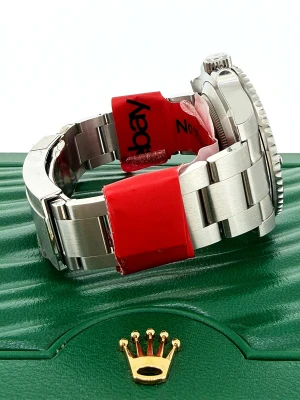 Rolex 40mm Submariner Date - Stainless Steel 2016 Box & Papers Model: 116610LN