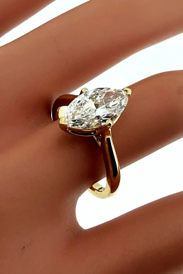 2.03ct Marquise Lab Grown Diamond & 18ct Gold Solitaire Ring 4.9g