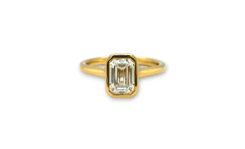 1.52ct Lab Grown Emerald Cut Diamond & 18ct Gold Solitaire Ring 3.78g