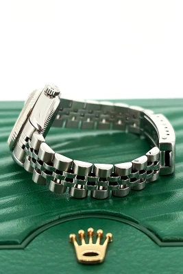 Rolex 26mm DateJust Diamond & Mother of Pearl(1998 Box & Papers)Stainless Steel