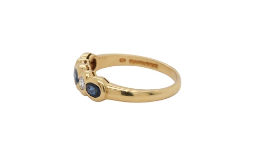 0.60ct Sapphire & 0.20ct Diamond 18ct Gold Ring 3.3g
