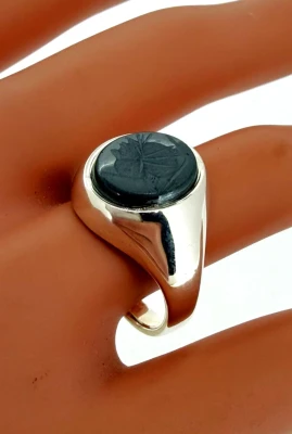 Hematite Intaglio Oval Signet Ring - Sterling Silver 6.7g