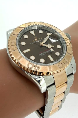 Rolex 40mm YachtMaster 18ct Gold & Stainless Steel CHOCOLATE DIAL 2022 Box & Papers UNWORN Model 126621