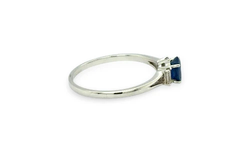 0.54ct Natural Sapphire & Diamond Solitaire Ring 18ct White Gold 1.95g