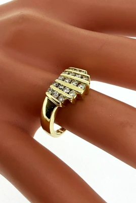 0.48ct Diamond & 14ct Gold Dress Ring 4.7g