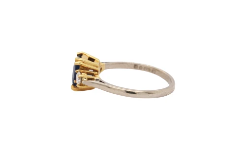 0.70ct Sapphire & 0.20ct Diamond Trilogy Ring-18ct Gold 3.18g