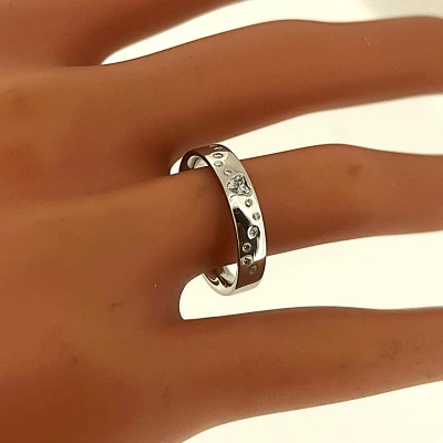 0.20ct Diamond & Platinum 4mm Sligh Court Wedding Band 7.2g