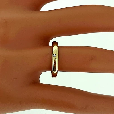 0.05ct Diamond & 9ct Gold 3mm D Shape Wedding Band 1.7g