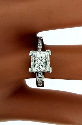 2.20ct Diamond & Platinum Solitaire Ring 4.9g