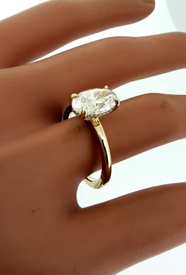 2.09ct Lab Grown Diamond & 9ct Gold Solitaire Ring HIDDEN HALO 3.14g