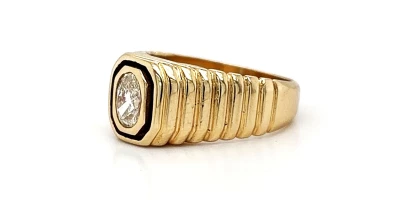 0.57ct Oval Diamond & 14ct Gold Signet Ring 8.2g