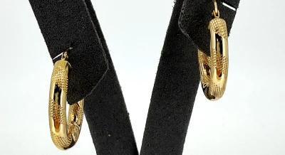 9ct Gold Patterned Oval Hoop Earrings 2.4g ( 24.7 x 20.0 x 4.0mm)