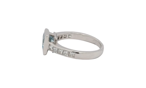 2.00ct Aquarmarine & 0.50ct Diamond/Platinum Dress Ring 7.8g