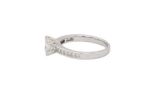 0.90ct Natural Diamond ( Princess Cut) & 18ct White Gold Solitaire Ring 3.0g