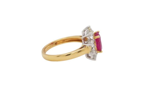 1.94ct Ruby & 1.36ct Diamond Halo/Cluster Ring- 18ct Gold 5.51g