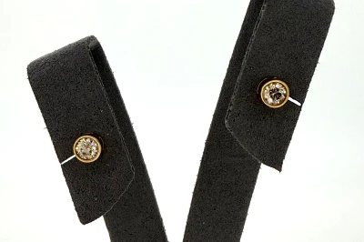 0.39ct Diamond & 9ct Gold Solitaire Stud Earrings 1.1g