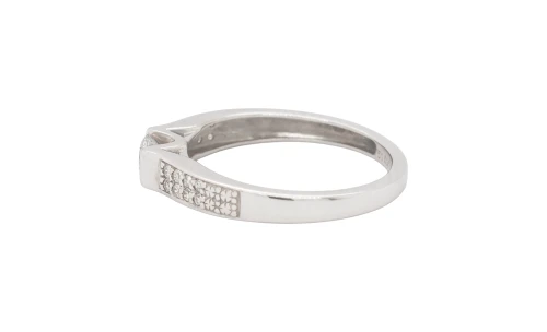 0.50ct Diamond & 18ct White Gold Solitaire Ring  2.5g