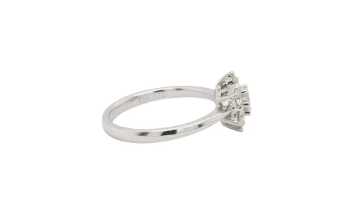 0.72ct Natural Diamond & 18ct White Gold Cluster Ring 3.45g