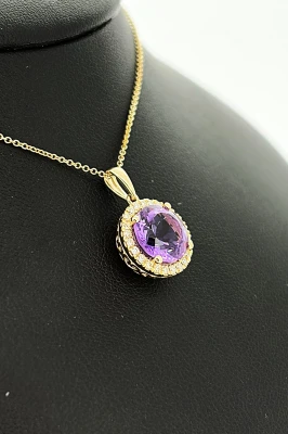 2.53ct Amethyst & 0.19ct Diamond Pendant - 9ct Gold 16/18 Inch 2.95g