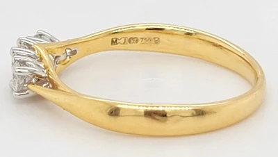 0.33ct Diamond & 18ct Gold Trilogy Ring 2.5g SIze N