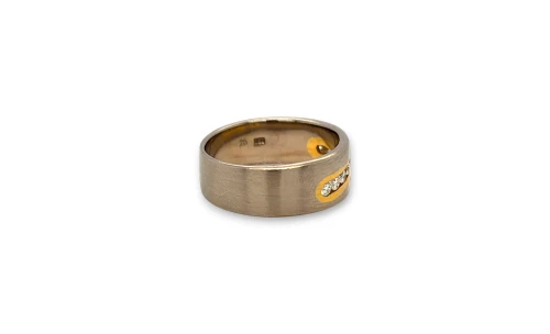 0.25ct Diamond 18ct Yellow/White Gold BESPOKE Wedding Band  7.5g