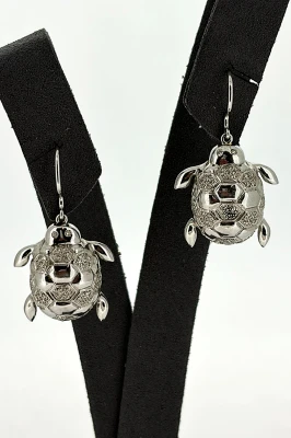 0.70ct Diamond & 18ct White Gold ( 22.5 x 19.0mm) 7.8g