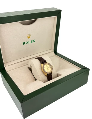 Rolex 26mm Datejust DIAMOND BEZEL ( Year 1979) 18ct Gold & Leather Model: 6917