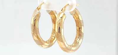 9ct Gold Patterned Oval Hoop Earrings 2.4g ( 24.7 x 20.0 x 4.0mm)