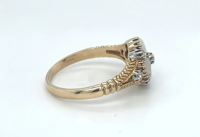 Opal & 0.10ct Diamond -9ct Gold Dress Ring 2.5g