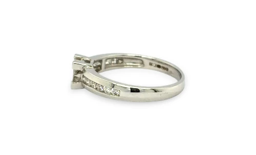 0.50ct Natural Diamond & 18ct White Gold Illusion Set Solitaire Ring 3.38g