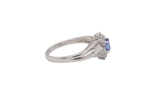0.25ct Tanzanite & Diamond 18ct White Gold Dress Ring 3.3g