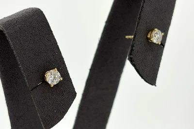 0.50ct Lab Grown Diamond & 9ct Gold Solitaire Stud Earrings 0.8g