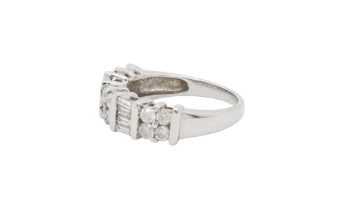 1.00ct Diamond & 18ct White Gold Dress Ring 4.7g