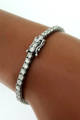 4.57ct Diamond & 18ct White Gold Tennis Bracelet 8.0g 7.5 Inch
