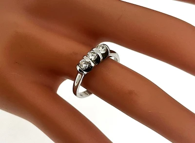 0.50ct Natural Diamond & 18ct White Gold Trilogy Ring 4.1g