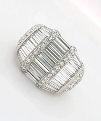 2.25ct Diamond & 18ct White Gold Dress Ring 10.8g Size M