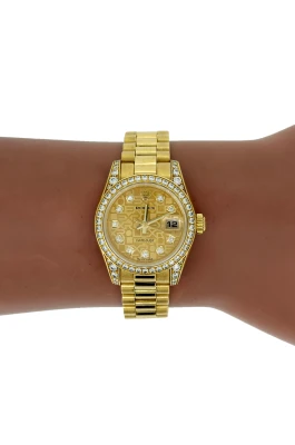 Rolex 26mm Datejust- Factory set Diamonds & 18ct Gold 2007 Box & papers Model: 179158