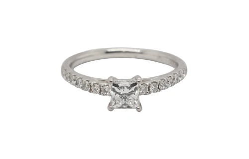 0.88ct Natural Diamond & Platinum Solitaire Ring 4.0g